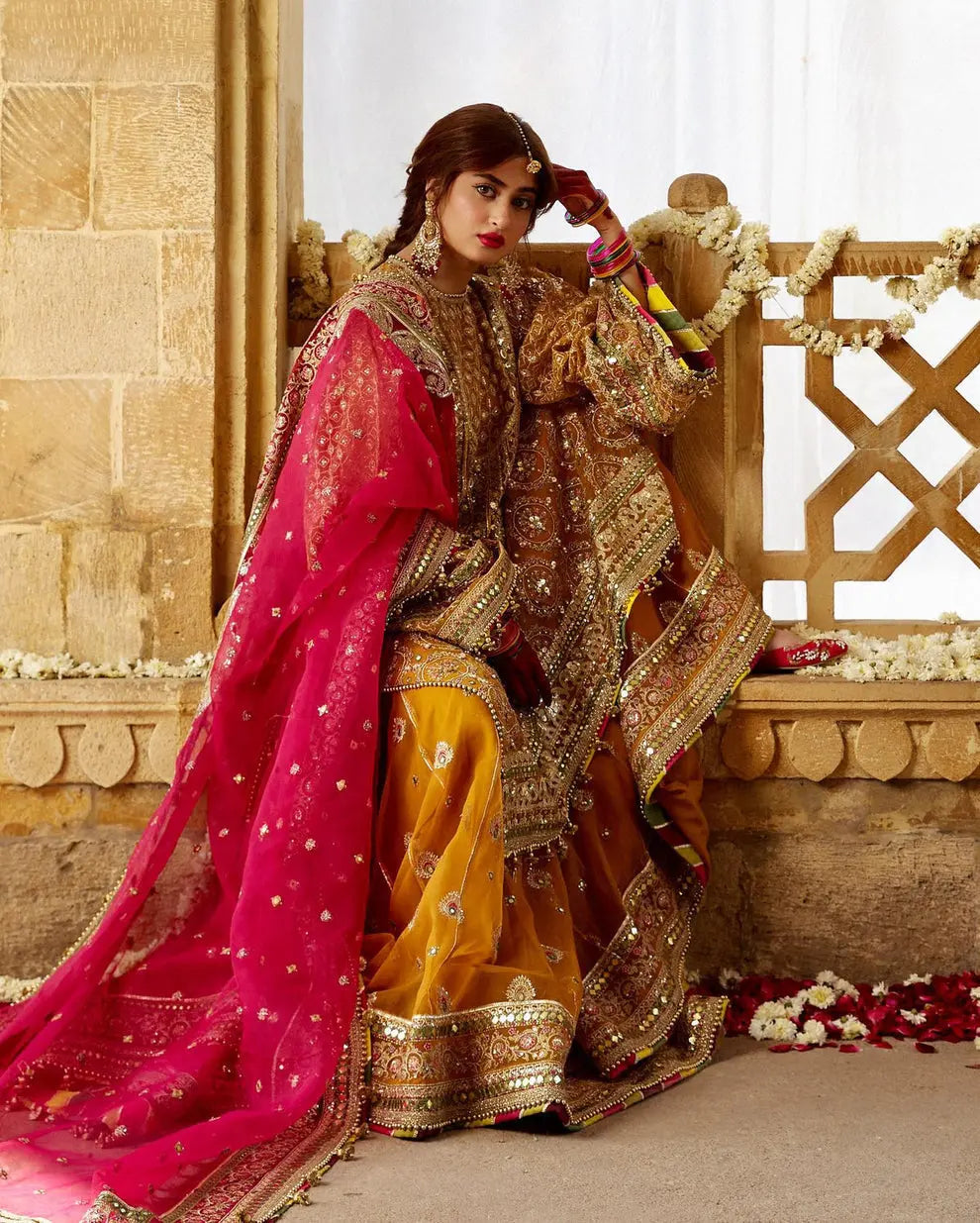 Mohsin Naveed Ranjha (MNR) - Sagar Kinare Ayla's Atelier
